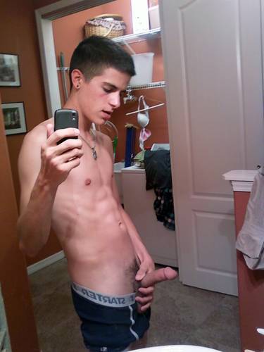Dickshots-21683-08-23-2011