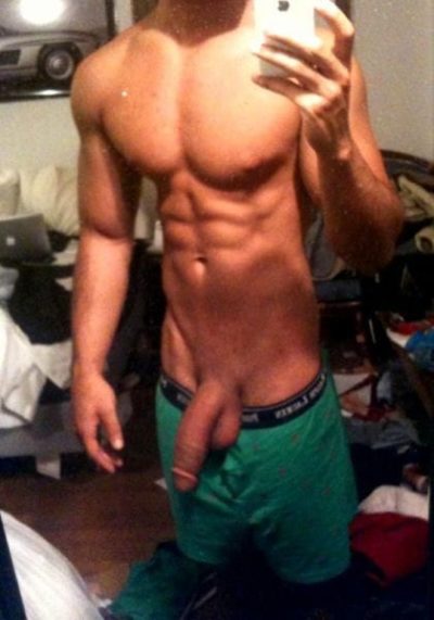 Dickshots-21676-08-24-2011