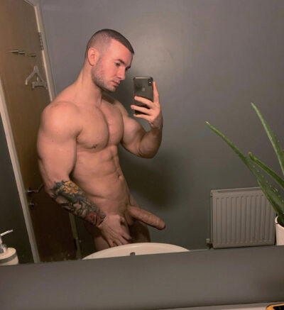 Beefy Muscle & Cock