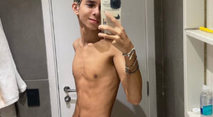 3 Legged Twink – Long, Skinny & Hard